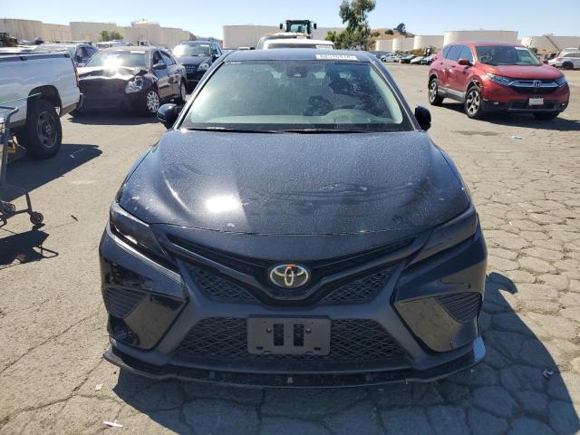 VIN 4T1B11HK5KU228231 2019 Toyota Camry, L no.5