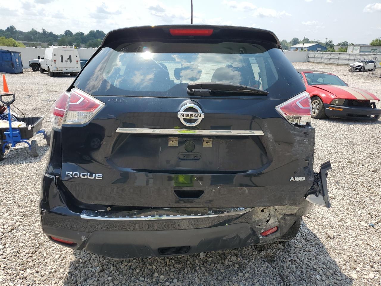 Lot #2831285712 2015 NISSAN ROGUE S