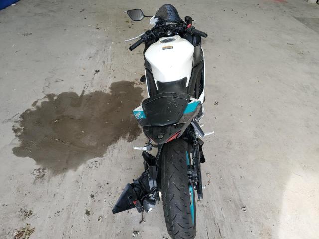 2024 YAMAHA YZFR3 A MH3RH18Y9RK016572