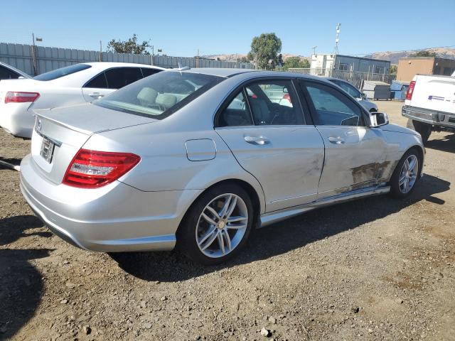 VIN WDDGF4HB4ER305410 2014 Mercedes-Benz C-Class, 250 no.3