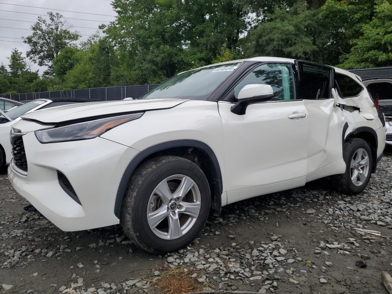 Lot #2921498847 2021 TOYOTA HIGHLANDER