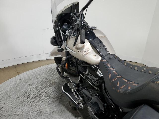 2018 HARLEY-DAVIDSON FLHCS HERI 1HD1YBK15JC073684