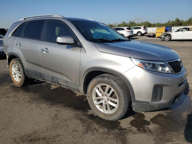 VIN 5XYKTDA71EG530868 2014 KIA Sorento, LX no.4