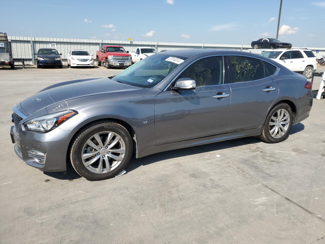 Infiniti Q70 2019 