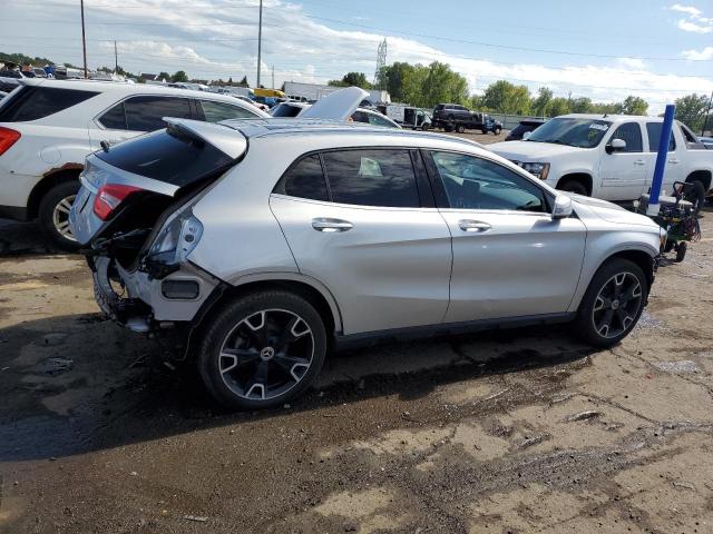 VIN WDCTG4GB1JJ431072 2018 Mercedes-Benz GLA-Class,... no.3