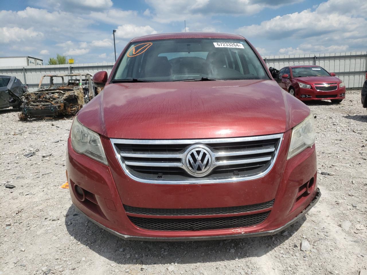 Lot #2845369052 2010 VOLKSWAGEN TIGUAN SE