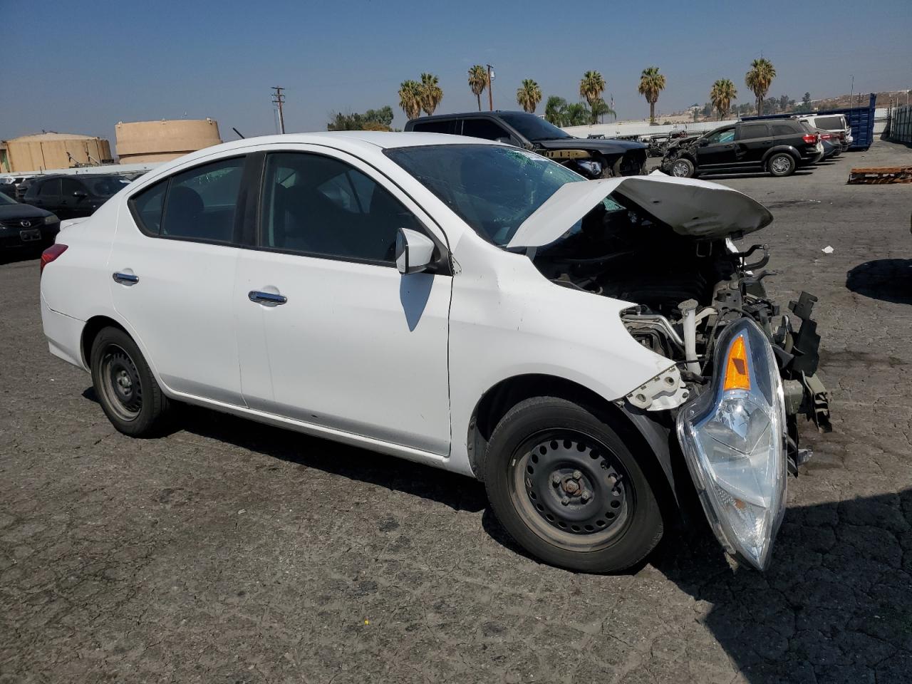 Lot #3005984767 2019 NISSAN VERSA S