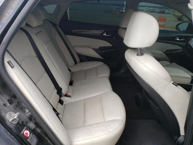 2018 KIA CADENZA LU KNALC4J18J5104868