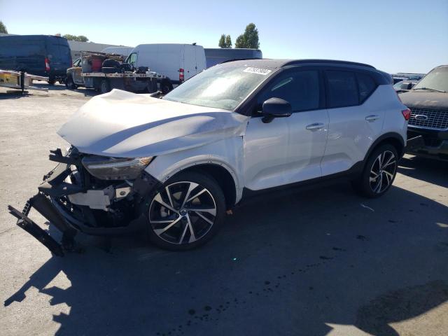 VIN YV4162UM2N2745224 2022 Volvo XC40, T5 R-Design no.1