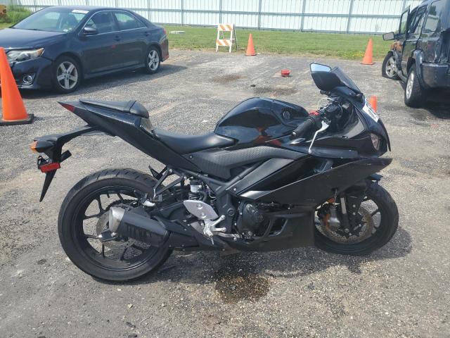 2021 YAMAHA YZFR3 A #2940821335