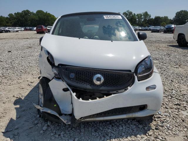 VIN WMEFJ9BA5JK315174 2018 SMART FORTWO no.5