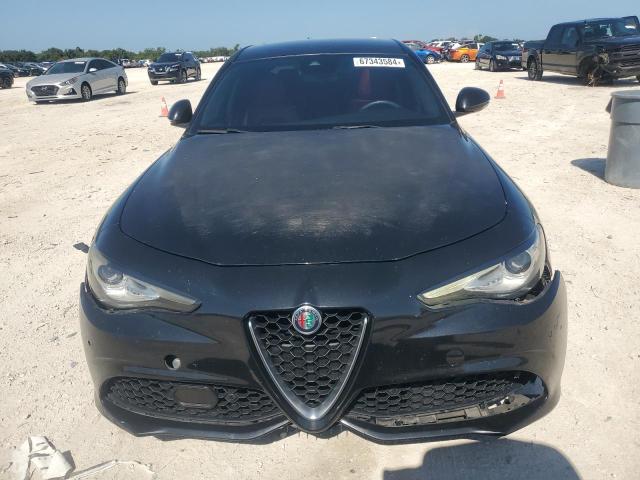 VIN ZARFAECNXJ7568248 2018 Alfa Romeo Giulia, TI no.5