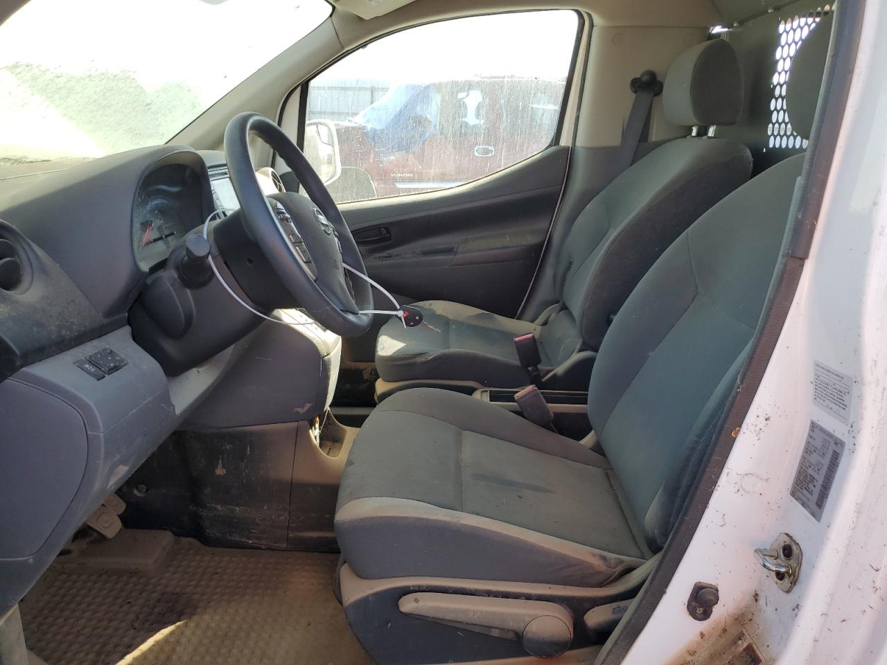 Lot #3024133831 2019 NISSAN NV200 2.5S