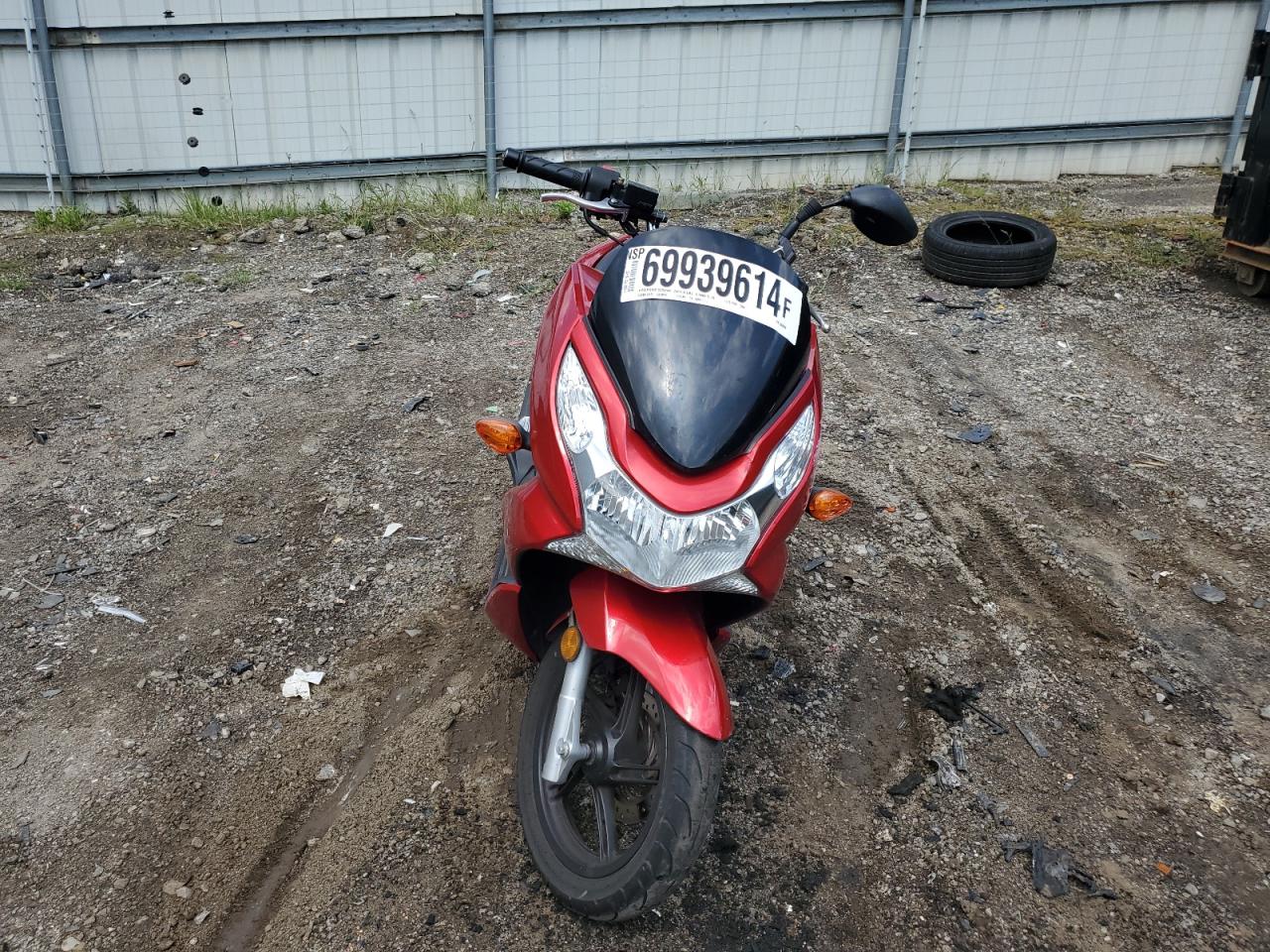 Lot #3049555690 2013 HONDA PCX 150