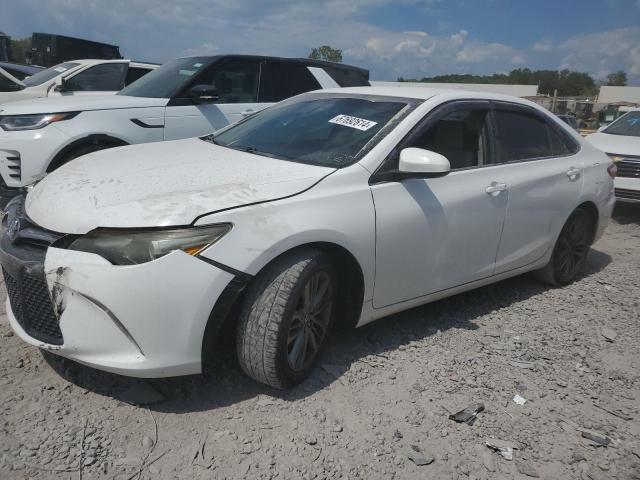 VIN 4T1BF1FK4FU003177 2015 Toyota Camry, LE no.1