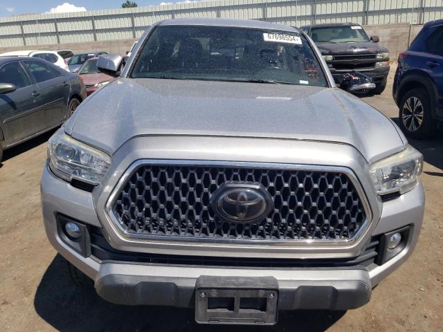 VIN 3TMDZ5BN0JM050456 2018 Toyota Tacoma, Double Cab no.5