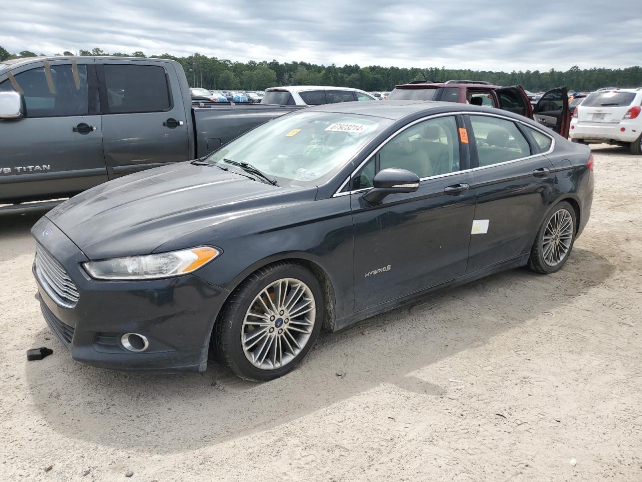 Lot #2789245523 2013 FORD FUSION SE