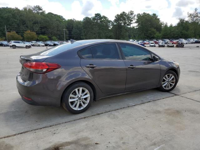 VIN 3KPFL4A7XHE126454 2017 KIA Forte, LX no.3