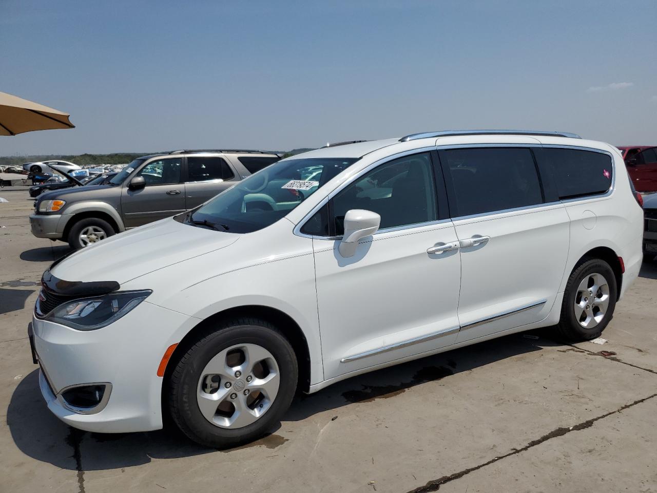 Chrysler Pacifica 2017 RU