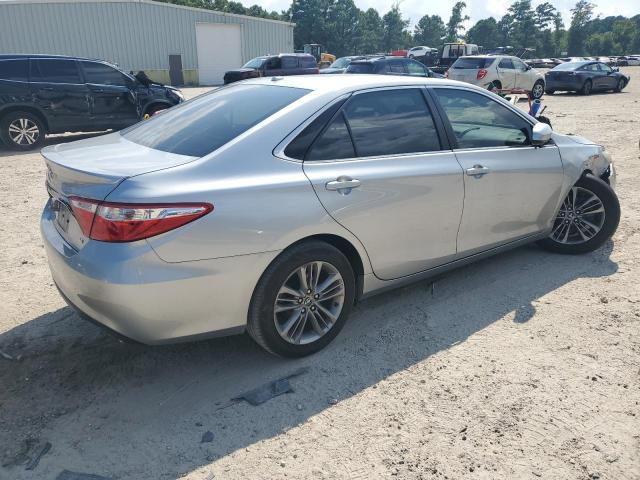 VIN 4T1BF1FKXFU046499 2015 Toyota Camry, LE no.3