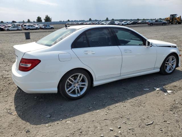 VIN WDDGF8AB6DR279408 2013 Mercedes-Benz C-Class, 3... no.3