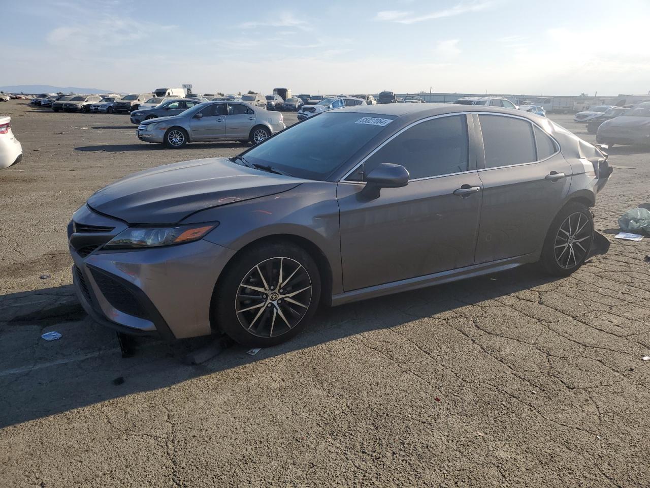 Toyota Camry 2021 SE