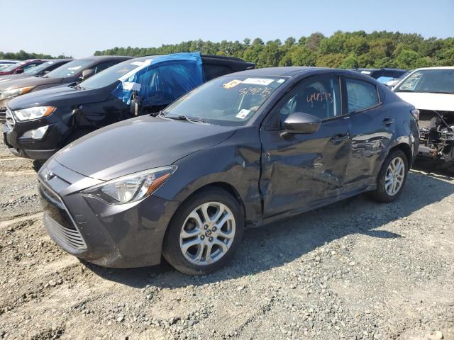 VIN 3MYDLBYV6JY313275 2018 Toyota Yaris no.1