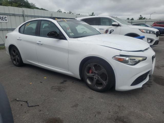 VIN ZARFANAN9K7603060 2019 Alfa Romeo Giulia no.4