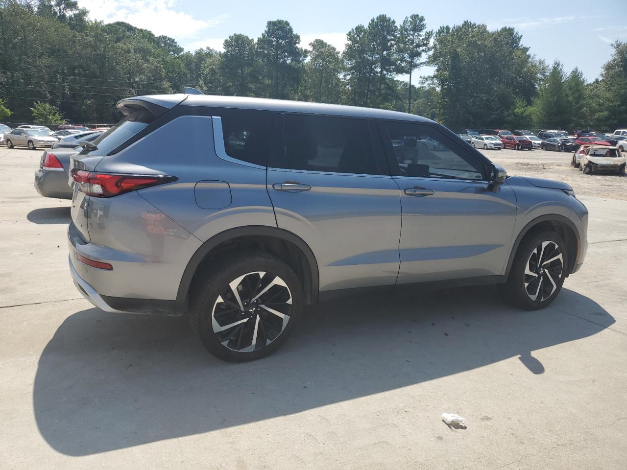 Lot #2921523747 2022 MITSUBISHI OUTLANDER