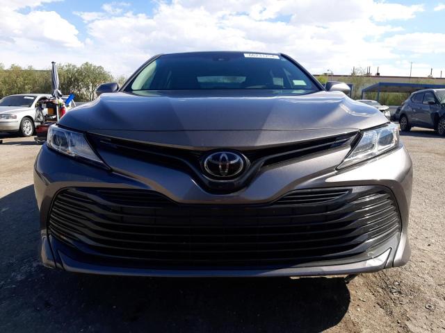 VIN 4T1B11HK9JU596152 2018 Toyota Camry, L no.5