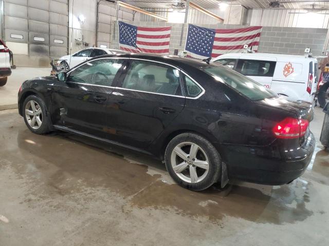 2015 VOLKSWAGEN PASSAT S - 1VWAS7A32FC097531