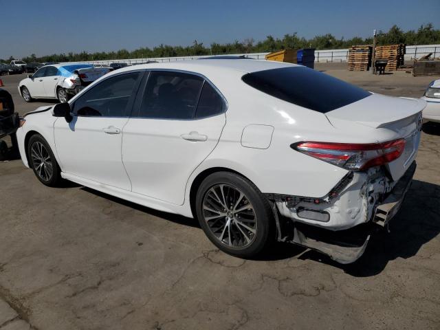 VIN 4T1B11HKXJU648064 2018 Toyota Camry, L no.2