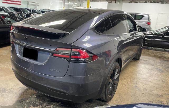 VIN 5YJXCDE42LF273438 2020 Tesla MODEL X no.4