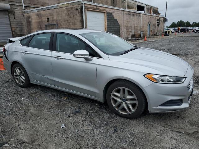 VIN 1FA6P0HD1G5112094 2016 Ford Fusion, SE no.4