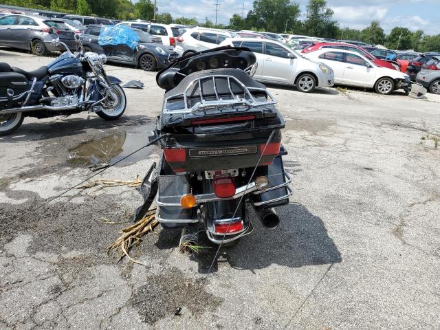 2011 HARLEY-DAVIDSON FLHTCU 1HD1FC417BB655429