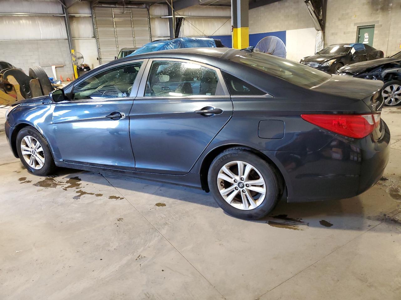 Lot #2853159508 2012 HYUNDAI SONATA GLS