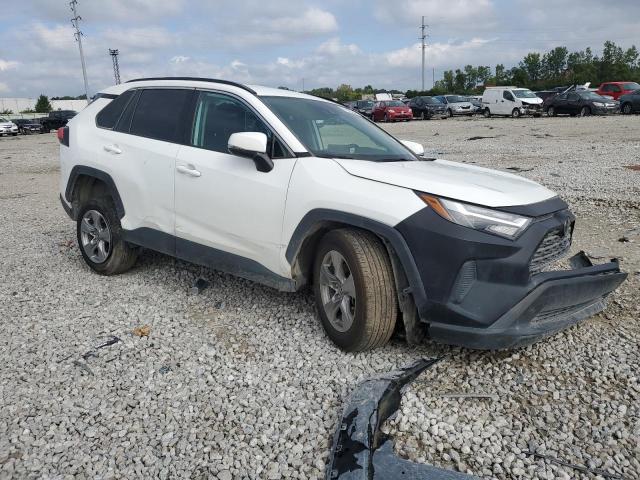 VIN 2T3P1RFV0PW362015 2023 Toyota RAV4, Xle no.4