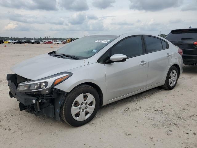 VIN 3KPFL4A73JE196951 2018 KIA Forte, LX no.1