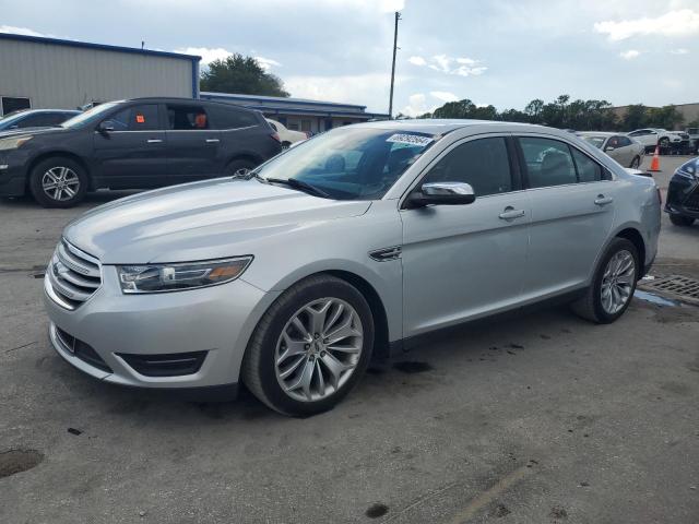 2017 FORD TAURUS LIM - 1FAHP2F82HG104411