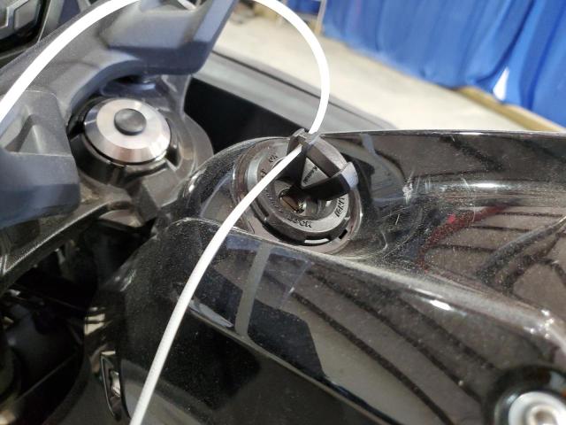 2024 KAWASAKI EX650 R - ML5EXER12RDAC1540