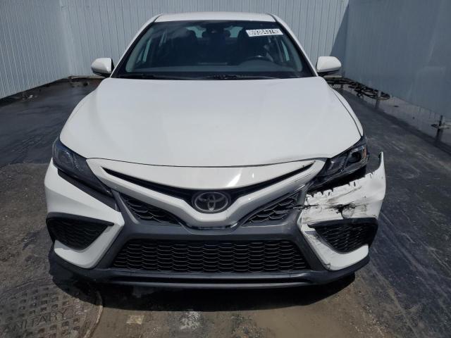 VIN 4T1G11AK7NU636539 2022 Toyota Camry, SE no.5