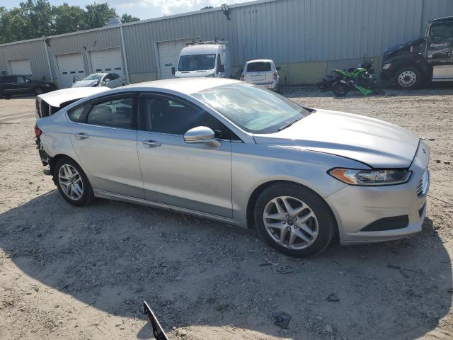 VIN 1FA6P0H70F5117859 2015 Ford Fusion, SE no.4