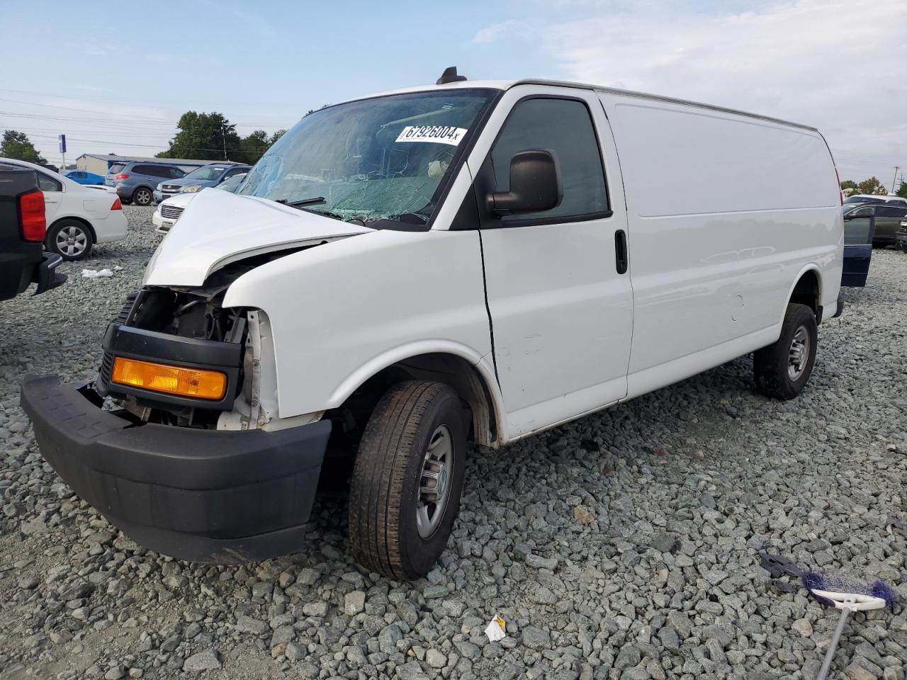 CHEVROLET EXPRESS G2 2020 white  gas 1GCWGBFP8L1129057 photo #1