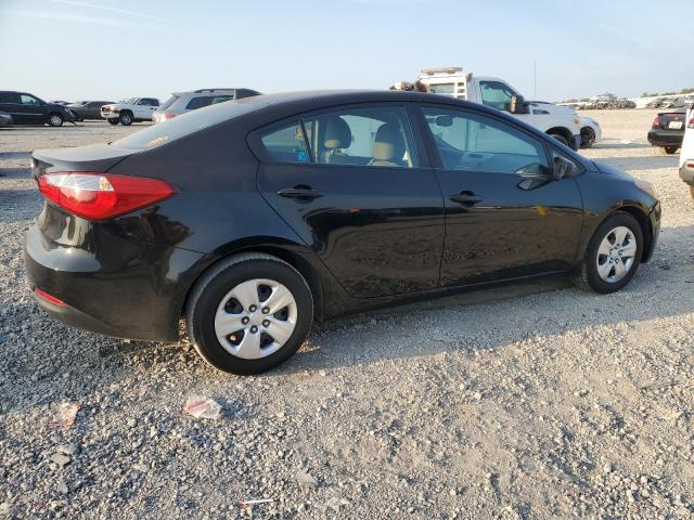 VIN KNAFK4A60G5610120 2016 KIA Forte, LX no.3