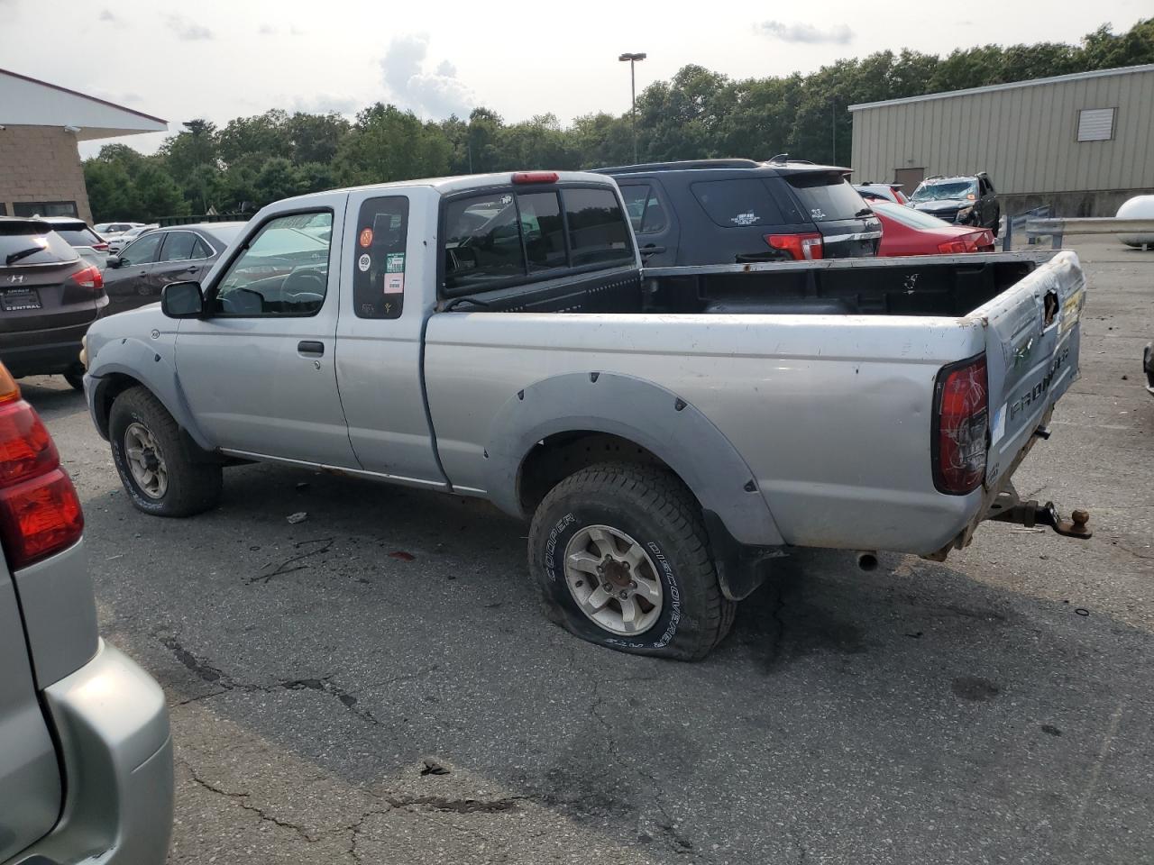 Lot #2791197404 2001 NISSAN FRONTIER K