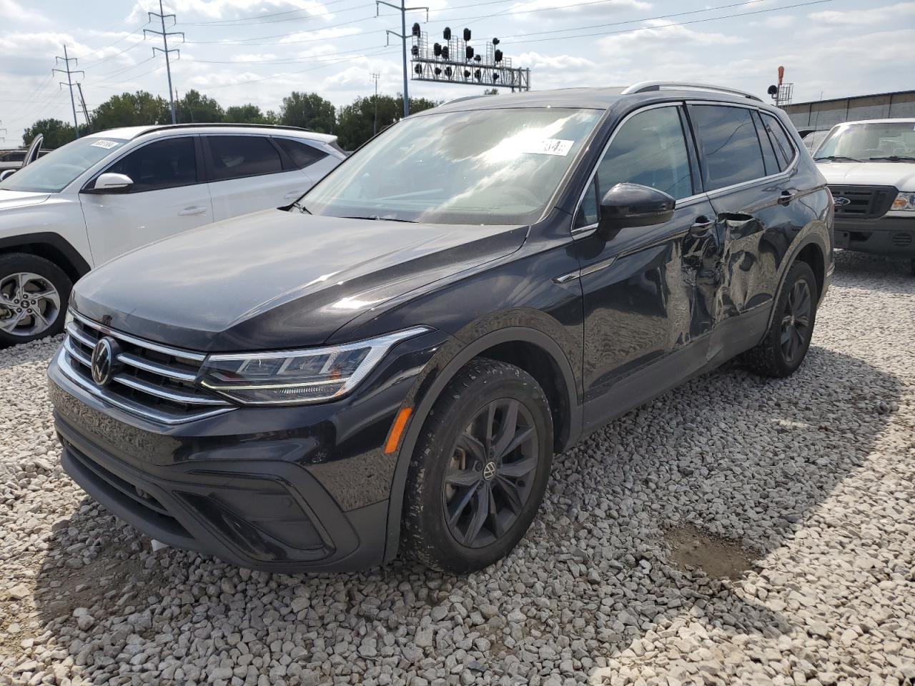  Salvage Volkswagen Tiguan