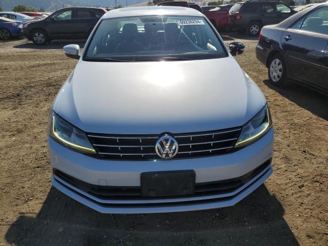 VIN 3VWDB7AJ2JM244854 2018 Volkswagen Jetta, SE no.5