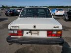 VOLVO 240 photo