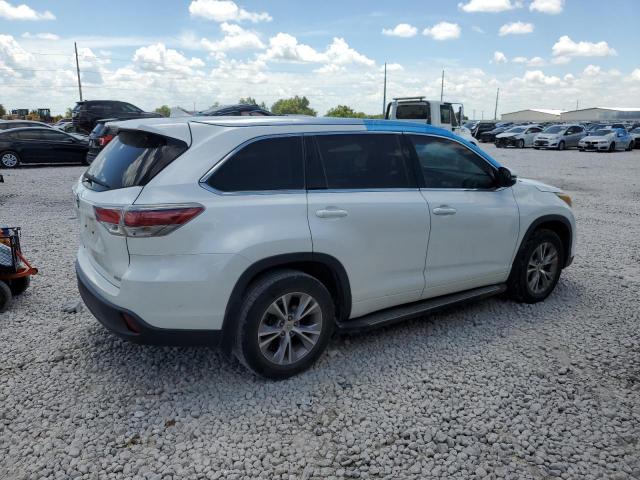 VIN 5TDKKRFH4FS046151 2015 Toyota Highlander, Xle no.3