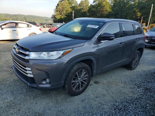 VIN 5TDKZRFH0KS562867 2019 Toyota Highlander, SE no.1